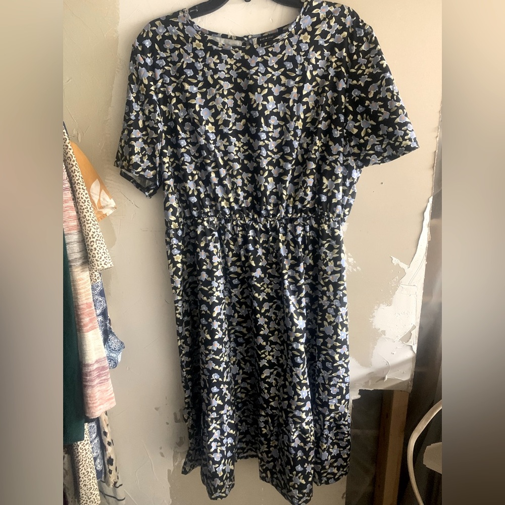 Shein dress 2XL never worn